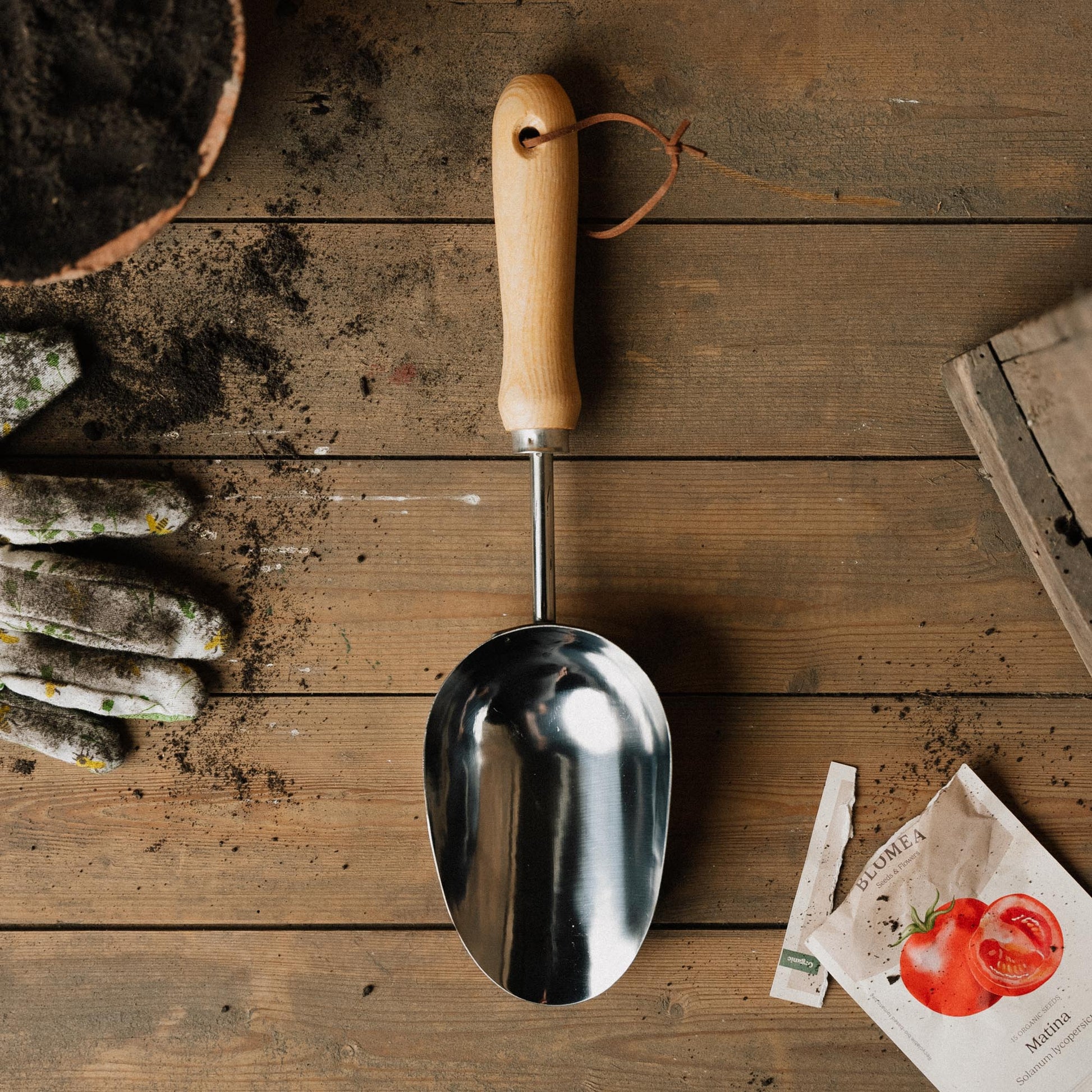 Håndskovl til kompost