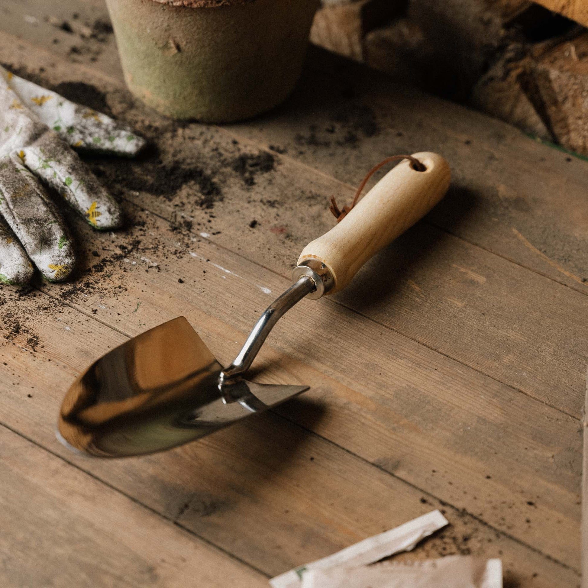 Planteskovl bred model