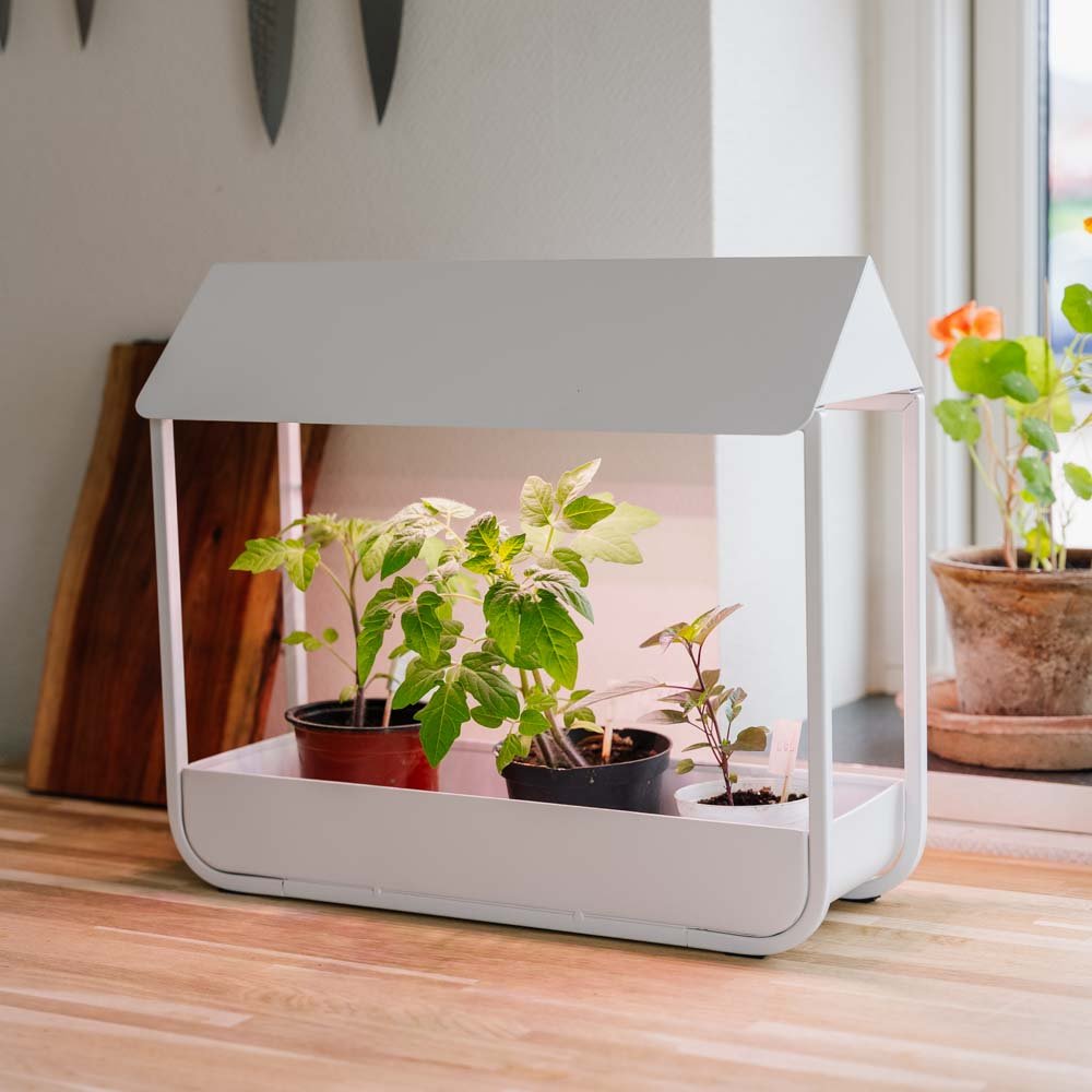 Vækstlys, hvid, L: 17.5 cm B: 42.4 cm H: 36.5 cm